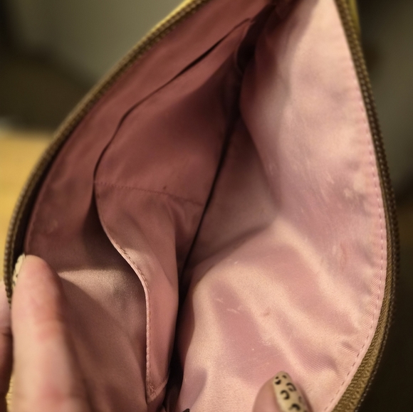 Coach makeup bag - Picture 3 of 6